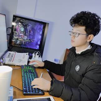 計算機(jī)應(yīng)用技術(shù) 現(xiàn)代技術(shù)服務(wù)的核心驅(qū)動力